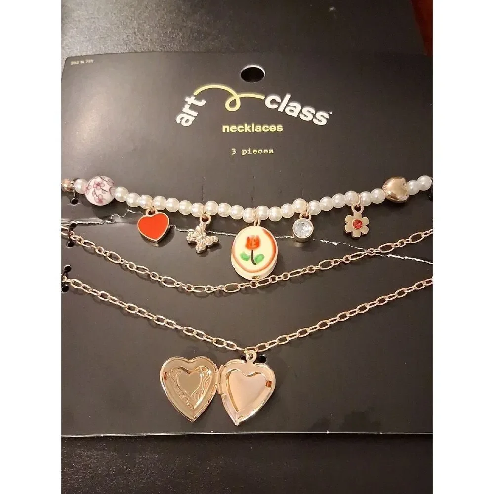 Art Class Girls 3 Layered Charm Necklace Set New